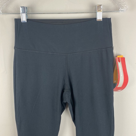 NWT Women New Balance BDry Black Capri Leggings Sz S Gym Running Wicking Workout - Picture 5 of 13
